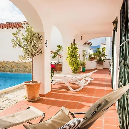 Casa De La Colina Villa